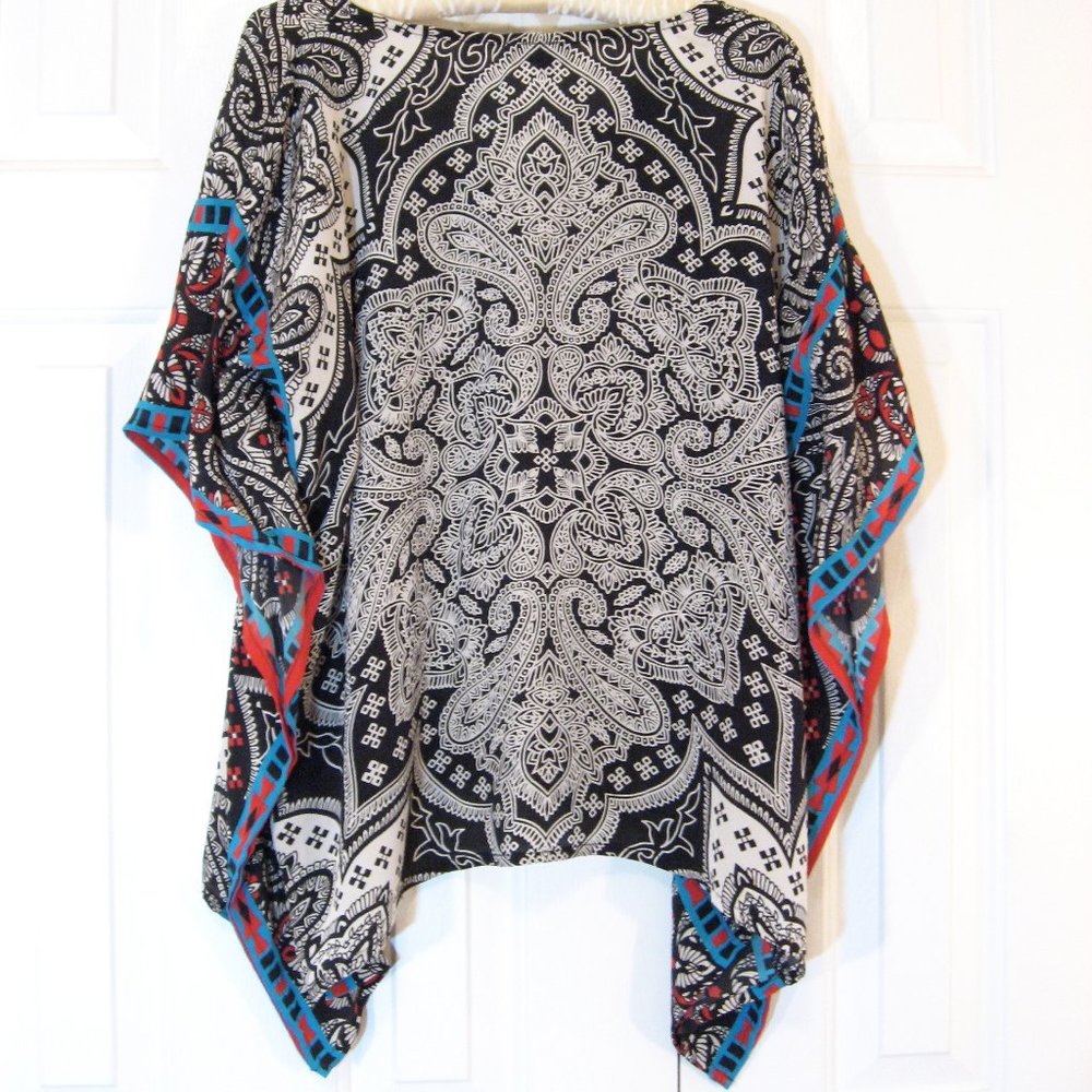 Tolani | 'Briyanna' Multi-Printed Silk V Neck Top - Picture 8 of 12